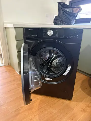 Hisense 12kg washer 8kg dryer 2 in 1 good condition