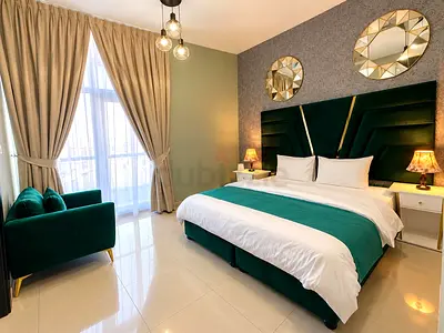 0% COMMISSION, female apartment Luxury master bedroom with attached washroom , balcony , marina view