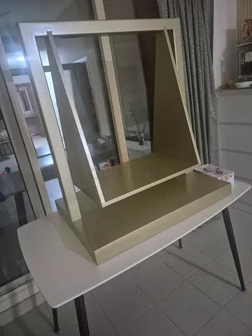 Golden Non Moving Swing — good condition