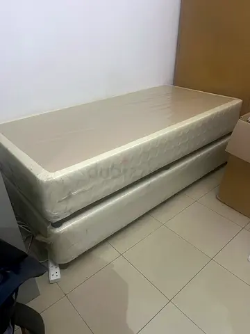 Free bed with mattress
