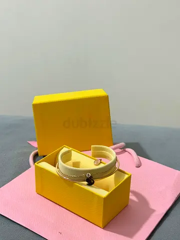 Swarovski-style Swan Bracelet Set with Box