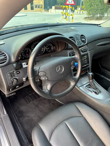 صورة مصغرة 18 لـ 2002 Mercedes-BENZ CLK