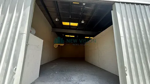 2,500 Sqft Warehouse in area 15