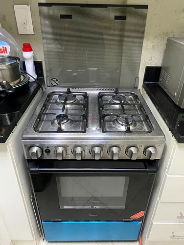Midea 4-Burner Freestanding Gas Cooker with Oven