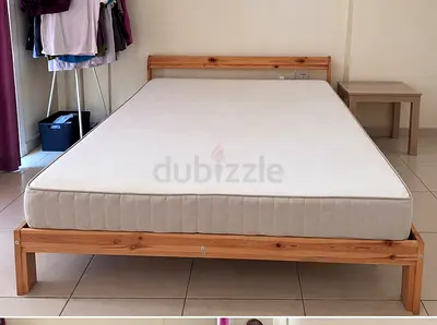 Queen sized Bed (mattress and bed frame) 160x200