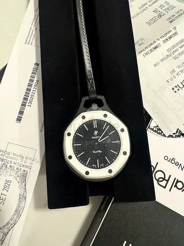 AP x Swatch - Royal Pop Ocho Negro black