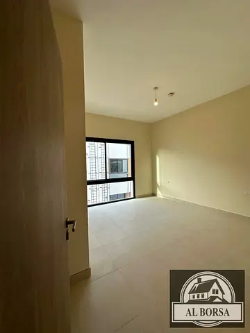 🏡 للايجار فيلا فاخرة في العامره - عجمان 🏡 ✨ بسعر مميز وموقع استراتيجي قريب من دبي والخدمات ✨ ايجار 105 الف  📍 الموقع: منطقة الياسمين – عجمان ✅ موق