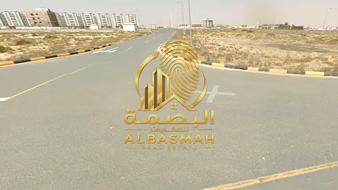 للبيع ارض تجارية في مدينة تلال