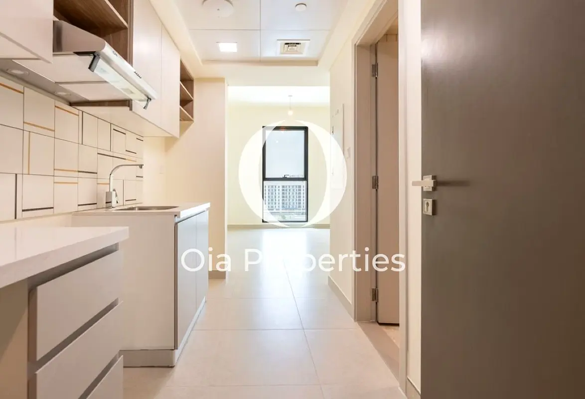 Ready to move | Modern Studio | Full Amenities