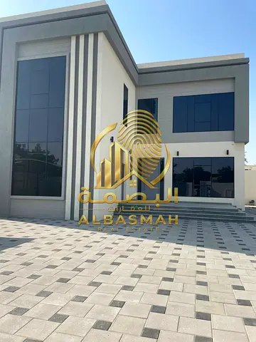 للبيع فيلا جديدة في سمنان، ضاحية حلوان، جديدة أول ساكن