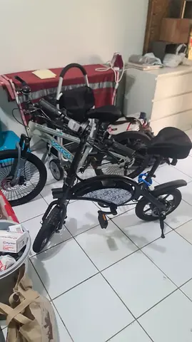 Jetson Bolt Pro Electric Bike - Compact Foldable E-Bike Like New