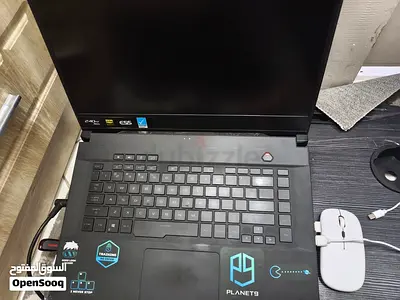 Asus ROG zephyrus Gaming Laptop Nvidia 2070-Q Max 8 Gb Vram, Core i7 9th Gen, 1 TB SSD, 16 GB Ram