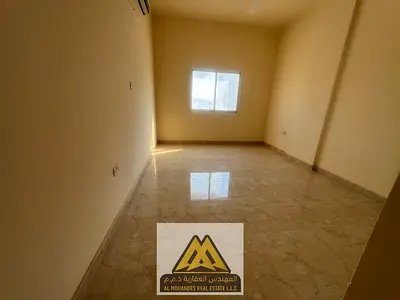 للإيجار السنوي 30,000 درهم غرفة وصالة في الجرف الصناعية 1 عجمان شقة للإيجار السنوي في منطقة الجرف الصناعية 1 بعجمان، تتكون من غرفة وصالة، مع حمامين وب