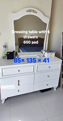White dressing table with mirror and 6 drawers — 85x135x41 cm