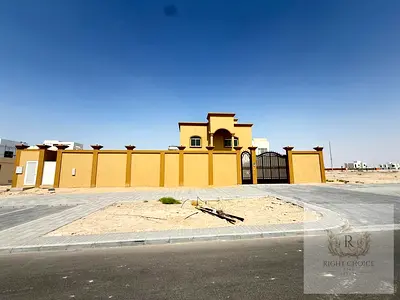 Stand Alone Master!! 5 Bedroom Villa With Private Big Front Yard-Wardrobes In Madinat Al Riyad City