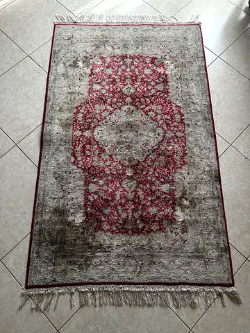 Vintage hand made afghani Red Oriental Silk Rug - Rectangular, Good Condition