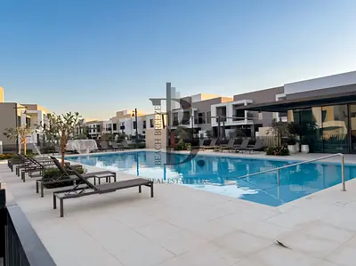 Urban Living | Modern Townhouse | Ready to Move