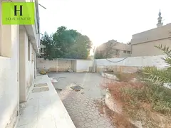 Lavish 3BR Villa For Rent | Jazzat Area