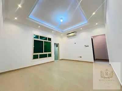Family Compound Stunning Studio With Separate Nice Kitchen / Nice Full washroom / Monthly 3000 / Well Finishing / Superb Layout / in Khalifa city
