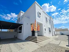 🏠 Luxury 4BR Villa with Maid, Balcony & Majlis | Hoshi