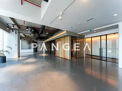 Premium Fit-out | Vacant | Grade A