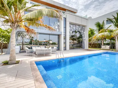 Smart Home System | Private Pool and Gym | Vacant