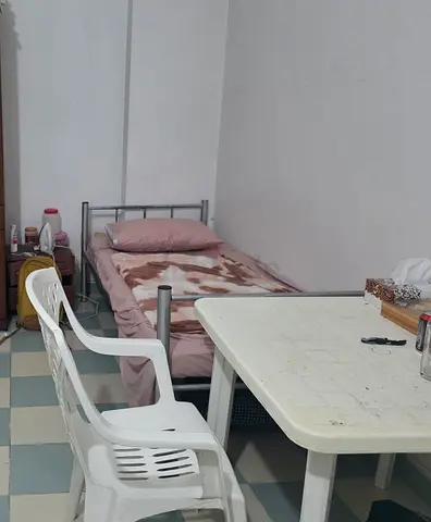 Bed space for Kerala Executive Batchelor  Immediately available in Khalidiya Behind Shining Tower
