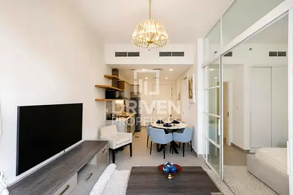 Italian Furniture | Cozy Apt | Ready to Move in