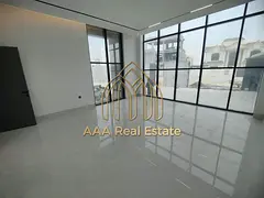LUXURY BRAND | MODERN STYLE | SPACIOUS