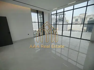 LUXURY BRAND | MODERN STYLE | SPACIOUS