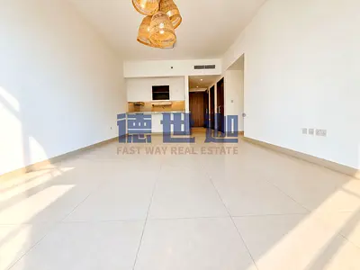 1 Bed | Large Layout | BLVD View | Vacant