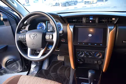 2026 Toyota FORTUNER — миниатюра 16