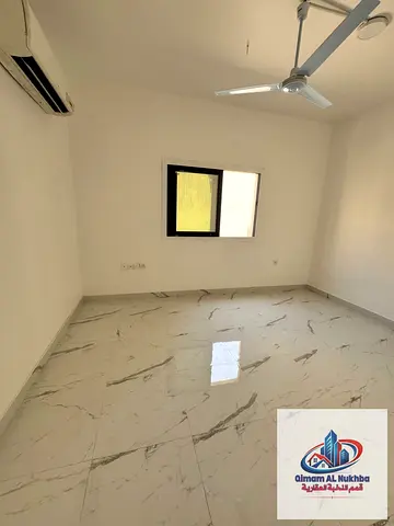 اول ساكن - مساحة كبيرة - موقع مميز خدمي - تشطيبات فاخرة - سعر مميز - تسهيلات بالدفع