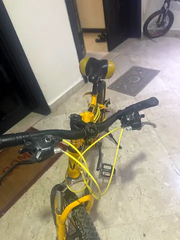 Yellow kids/teen foldable city bike – used, working condition