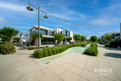 Near Amenities | Vacant | Private Garden