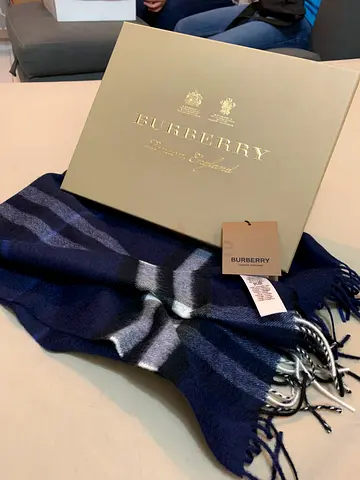 Genuine Burberry Navy Check Cashmere Scarf - New with Tags