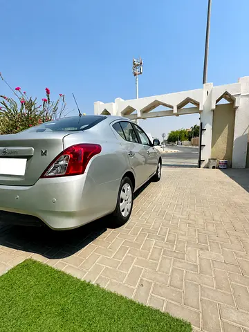 2023 Nissan SUNNY photo 8