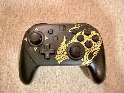 Monster Hunters - Nintendo Switch Pro Controller- Limited edition