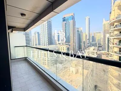 Modern 2BR Apartment | Marina & City Views