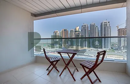 Unfurnished 2 Bed | Vacant Now | Near to Metro