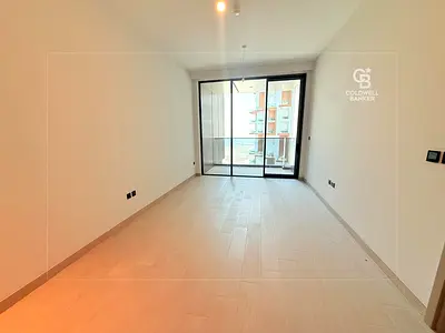 HIGH FLOOR | READY TO MOVE IN | PRIME LOCATION
