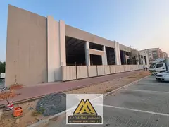3 commercial showrooms for annual rent in Al Mowaihat 3, Ajman. Each showroom is 17,000 sq ft. Rent 