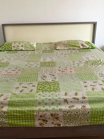Home centre King Size bed