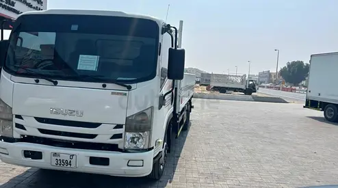 Isuzu Npr 2023