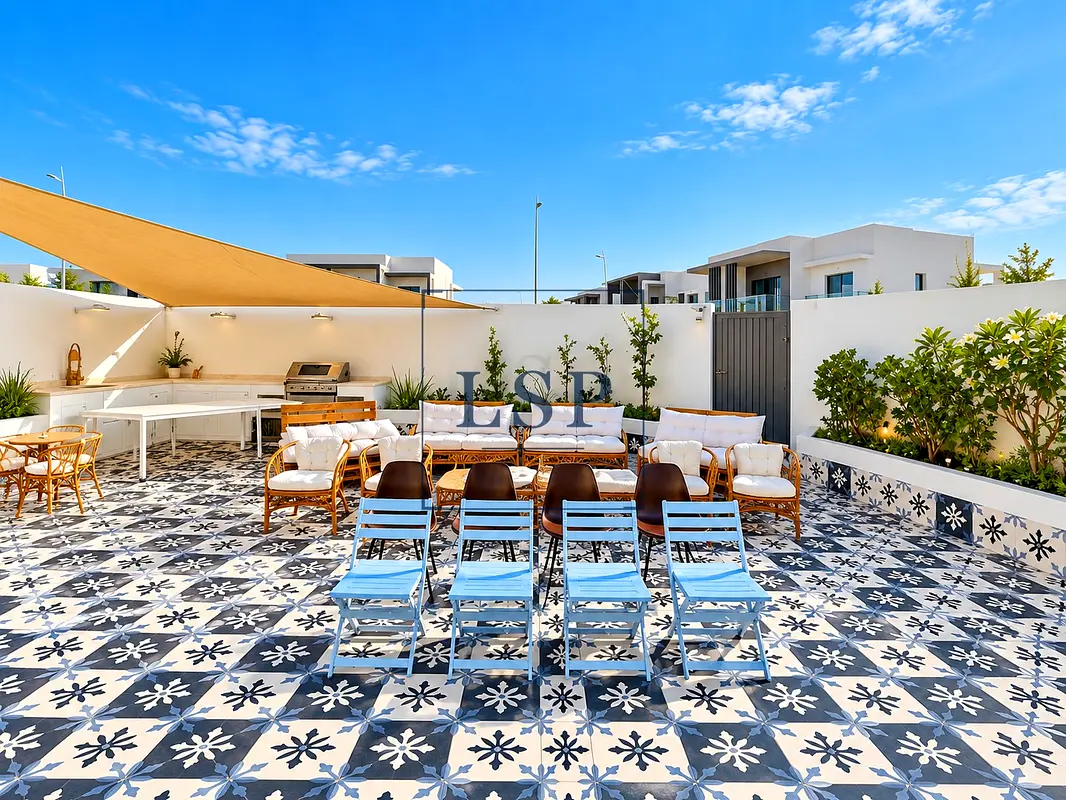 Single Row Corner | Vacant | Luxury 3BR Villa