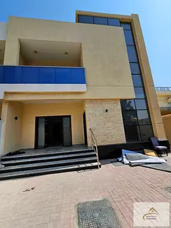 Luxury 6Bhk villa with all Master bedrooms and seprate made room