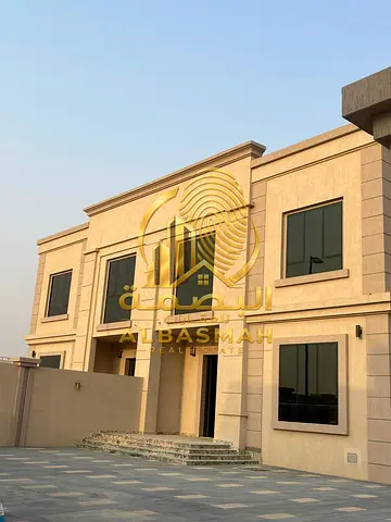 فيلا فاخرة للإيجار في منطقة الرقيبة – الشارقة