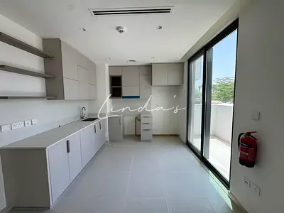 Single row | Brand new | Close to amenities