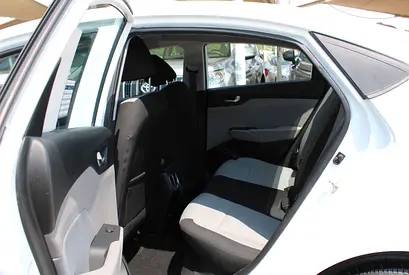 صورة 9 لـ 2023 Hyundai ACCENT