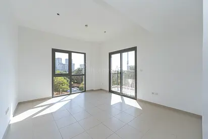 BOURLEVARD VIEW | HIGH FLOOR | READY TO MOVE IN